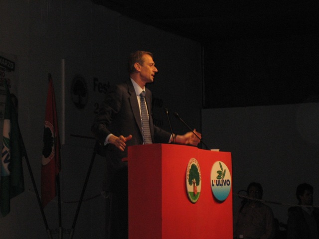 Fassino Palco2.jpg